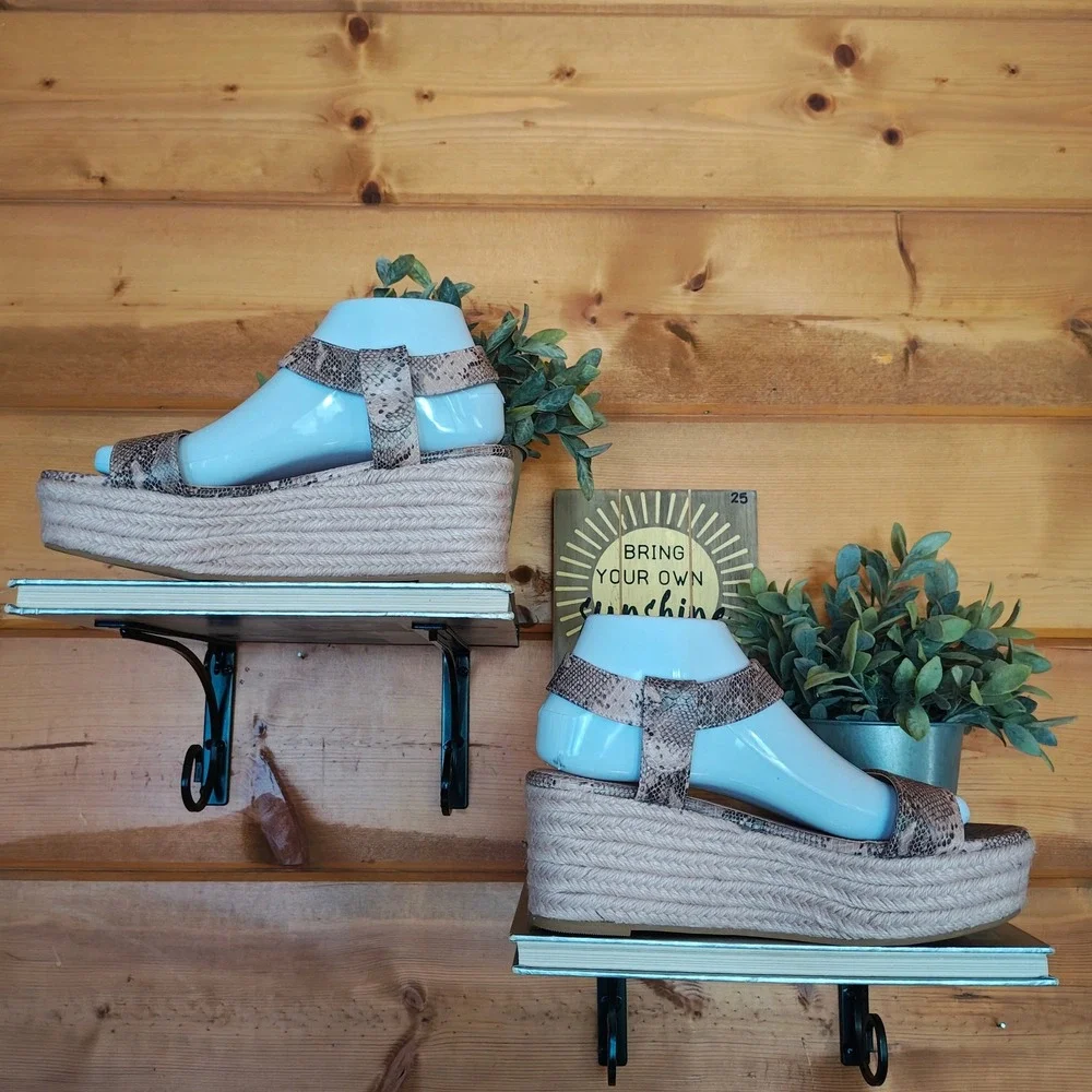Coconuts by Matisse Sunchaser Snake Jute Espadrilles Platform Wedge Sandal Sz 8M